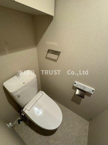 シーズンフラッツ南森町PREMIERのトイレ|落ち着いたトイレです