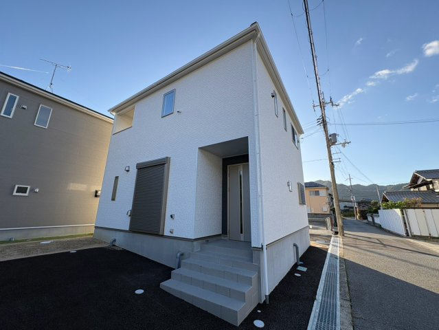 西脇市郷瀬町戸建の外観