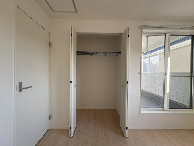 西脇市郷瀬町戸建の収納