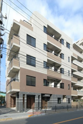 グラントゥルース氷川台の外観