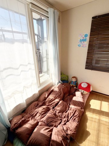 手稲区前田6-6　角地一戸建の洋室|２階洋室♪