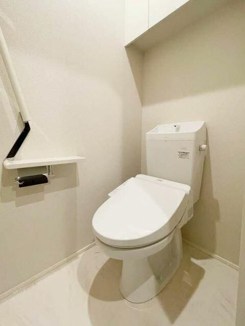 ベル　スリジェのトイレ|落ち着いた色調のトイレです