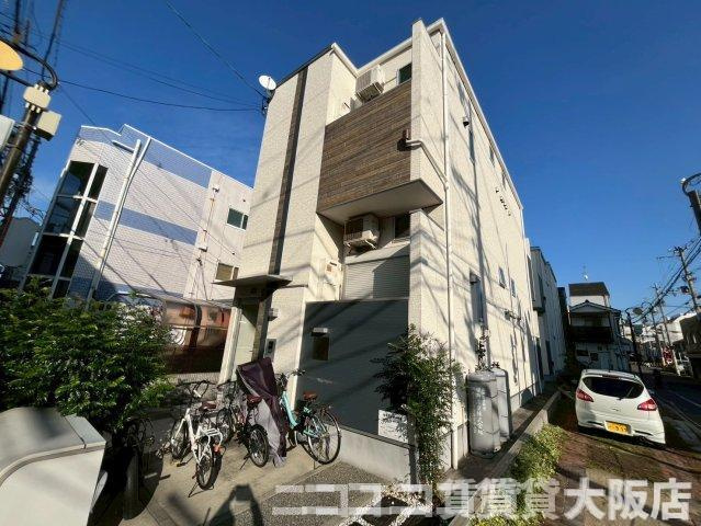 大阪市住之江区安立２丁目のアパートの外観