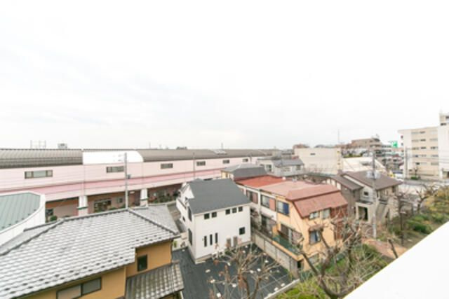 Ｆｉｎｅ　Ｃｒｅｓｔの展望