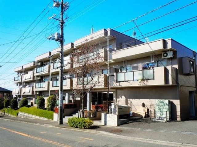 川崎市麻生区千代ケ丘３丁目の賃貸マンションの外観