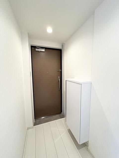 グランツ三軒茶屋の玄関|明るい玄関です