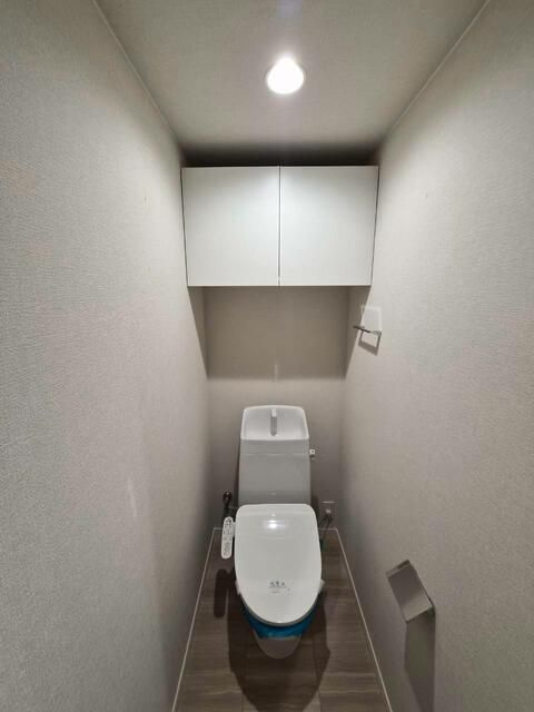 ログライフ上用賀のトイレ|落ち着いた色調のトイレです