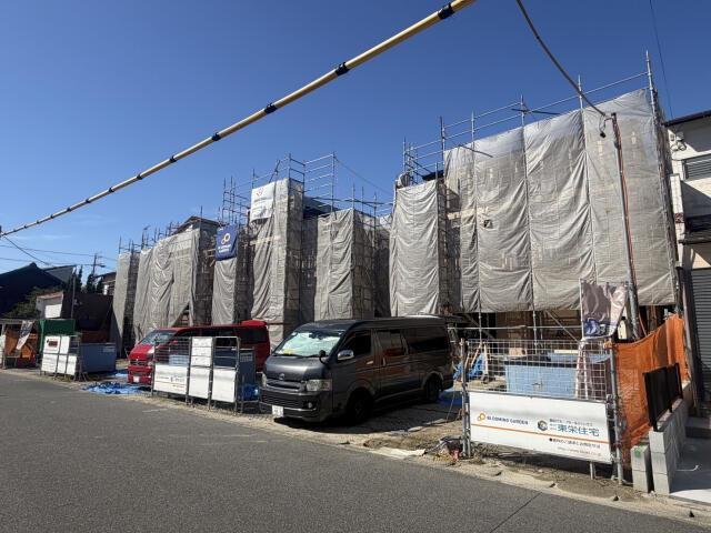 新築戸建て・仲介手数料無料）津島市永楽町１丁目３棟／１期２号棟の前面道路含む現地写真|【現地写真】（2026年10月1日…