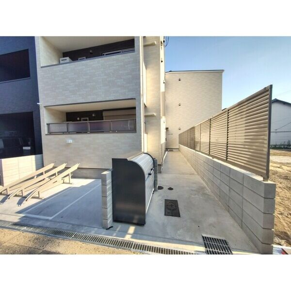 ＣＡＳＡ　ＣＡＬＭＡ野田の駐車場