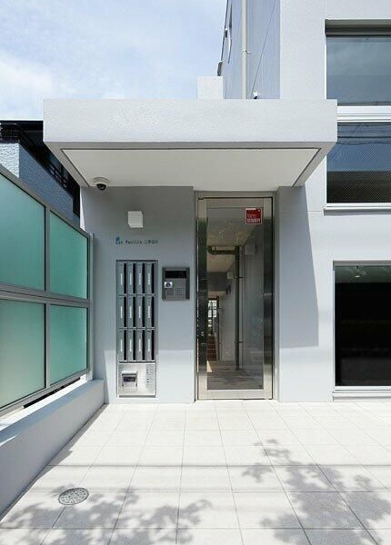 レフィーユ二子玉川のエントランス|建物の内部です