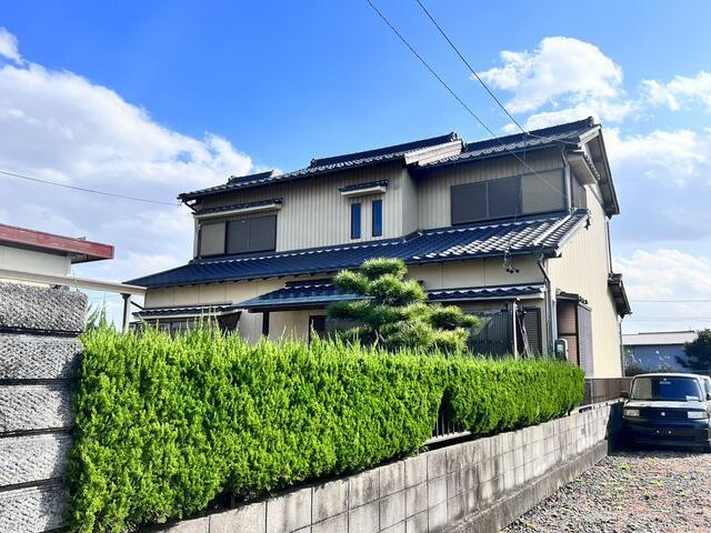 中古戸建て）津島市金柳町の前面道路含む現地写真