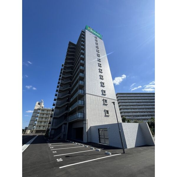 スプランディッド大阪EASTの外観