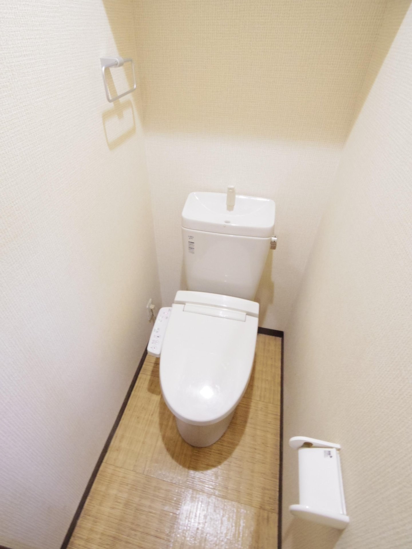 エステートピア東所沢３のトイレ|※他号室写真です