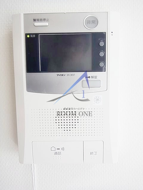 セジョリ上野のセキュリティ|モニター付きインターホンです。