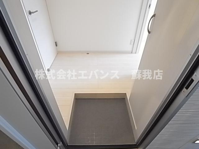 【玄関】 | フォンティーナ本千葉