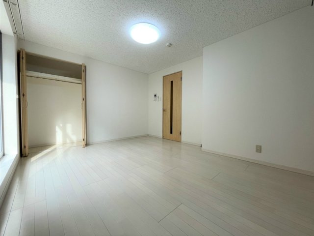 リブリ・ヒロ二子の寝室