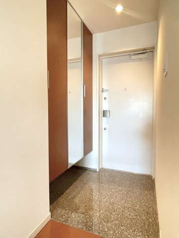 アルファステイツ下松瑞穂町の玄関