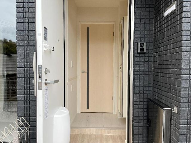 マロンの玄関|明るい玄関です