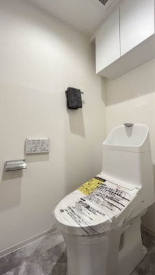 【トイレ】 | クレストフォルム清澄庭園 | 落ち着いた色調のトイレです