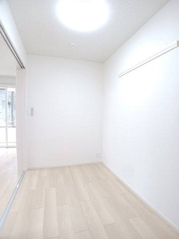 グランフィールズ　花園の内装|明るい室内です