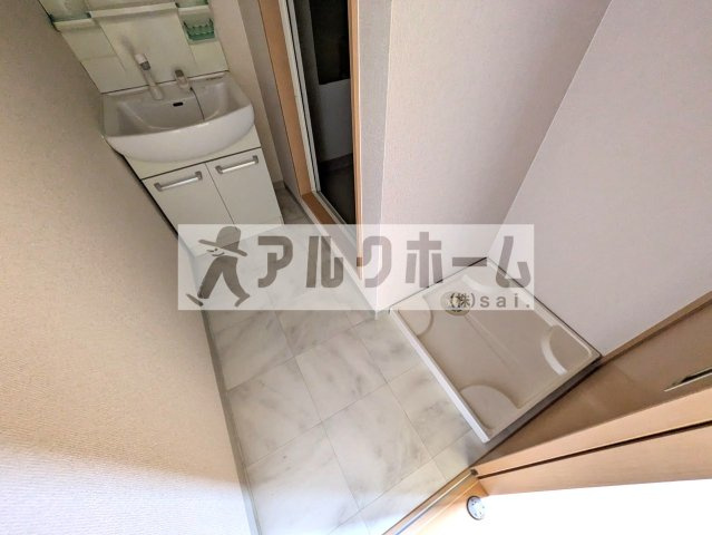 サンドレンスコートの玄関