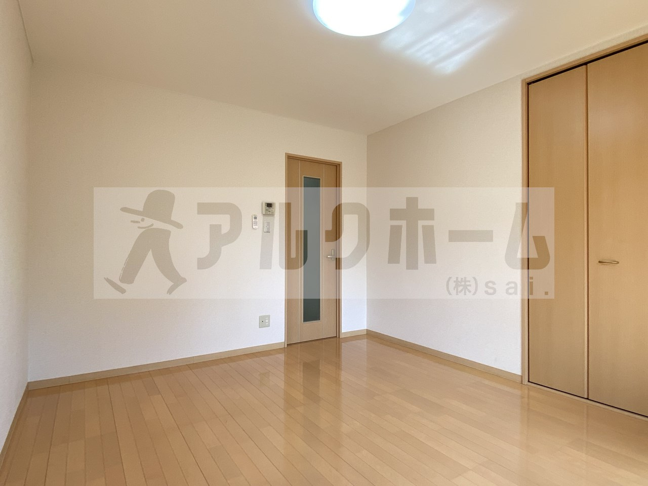 サンドレンスコートの居間・リビング