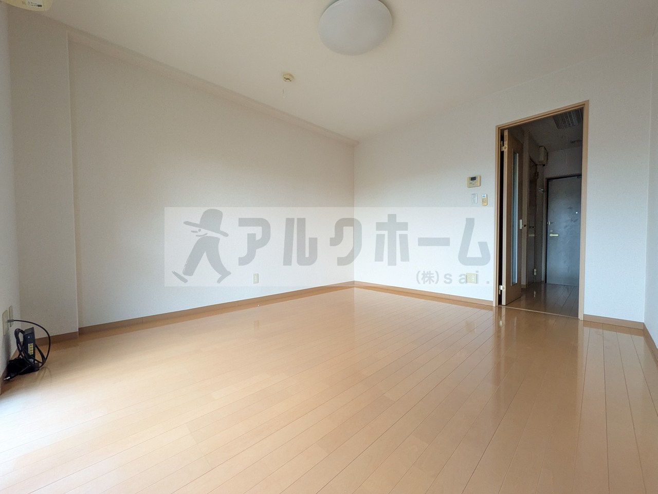 サンドレンスコートの内装