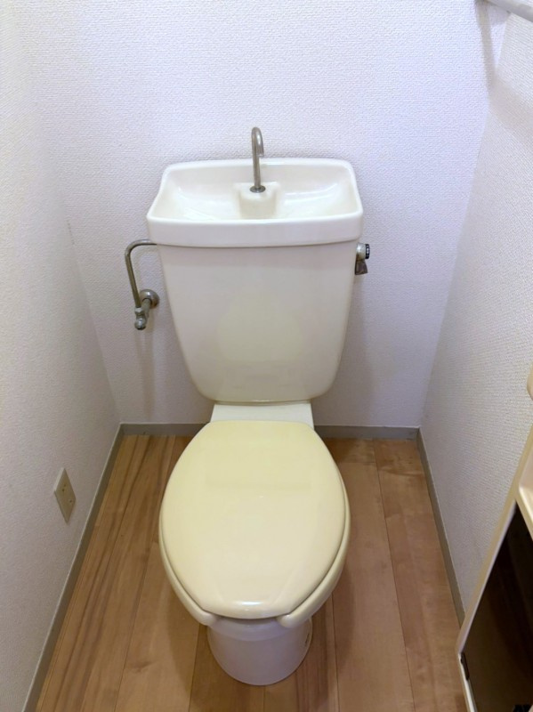 第４ラフィーネのトイレ|ゆったりとした空間のトイレです