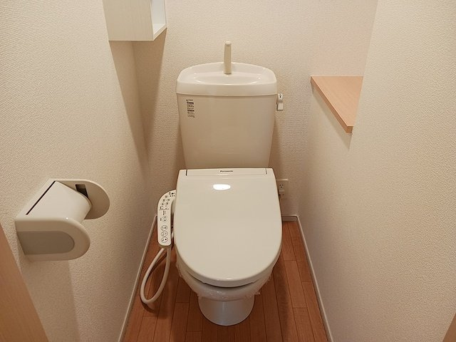 クロッシングⅡＢのトイレ|清潔感のあるトイレです