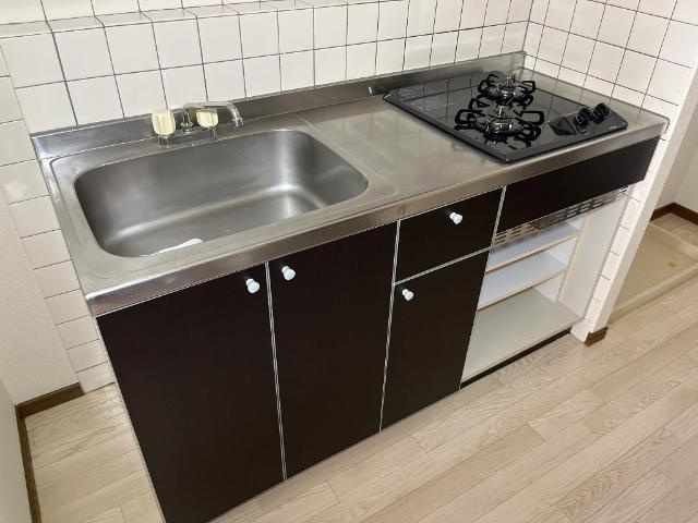 アムールパレスⅡのキッチン|お料理しやすいキッチンです