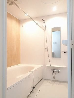 カーサ　カタルーニャの浴室|コンパクトで使いやすいお風呂です