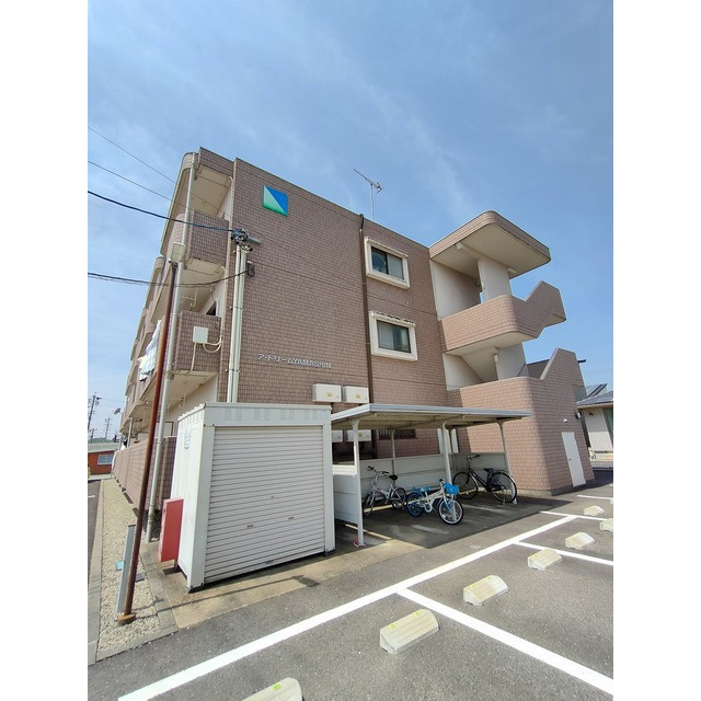関市東新町５丁目のアパート