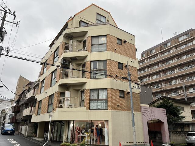 翠彩ビルの外観