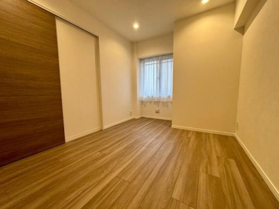 【洋室】 | 【24日・25日見学可能】ライオンズマンション草加旭町 | お子様のお部屋にも最適な寝室♪