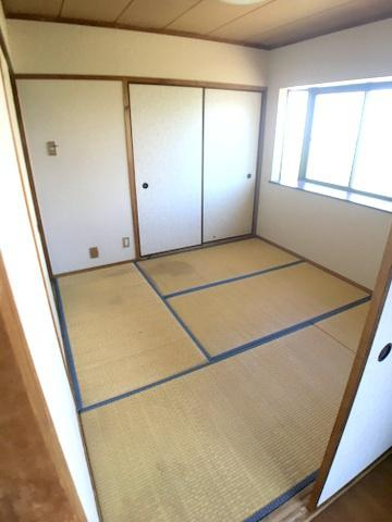 ファーストマンションのエントランス