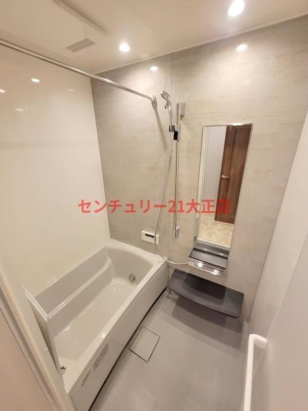 弁天町4丁目貸家の浴室