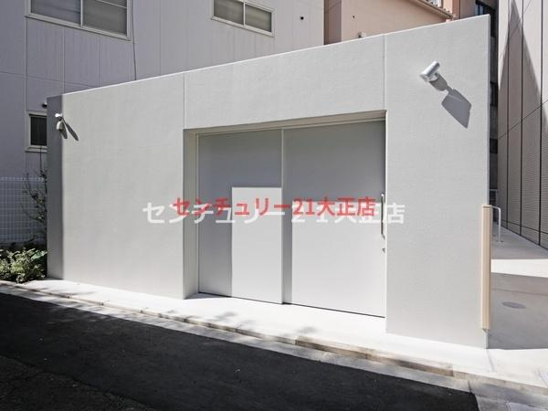 メゾンドボヌール弁天町のエントランス
