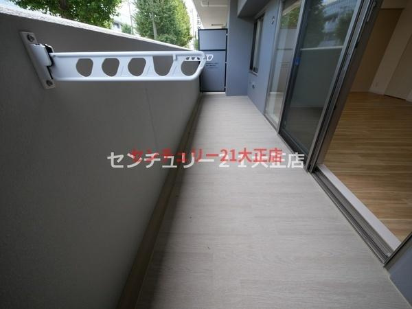 メゾンドボヌール弁天町のバルコニー