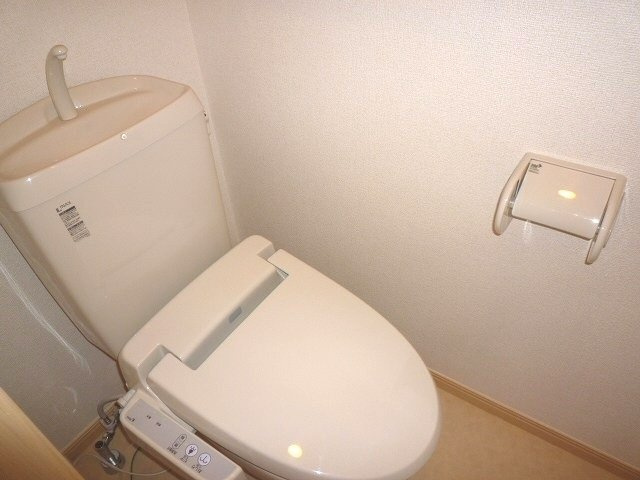 ラフレシアスのトイレ|コンパクトで使いやすいトイレです