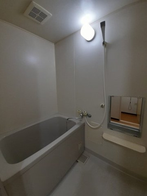 【浴室】 | セゾンハイツ | 日々の疲れを癒すお風呂付です