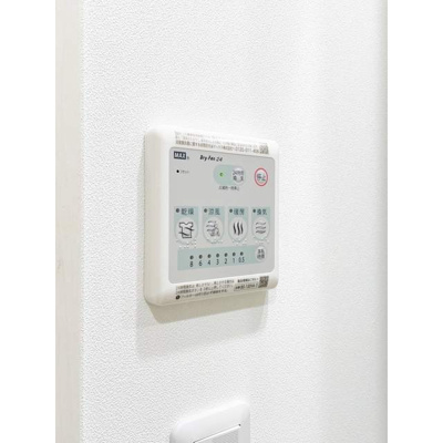 【内装】 | サウスコベントガーデン | 明るい室内です