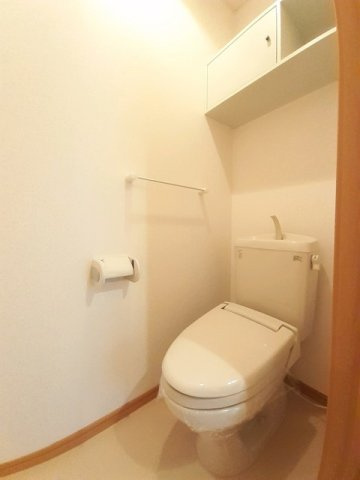【トイレ】 | Ｅ’ｃｌａｔ　ｆｌｅｕｒ　ＭⅡ | 清潔感のあるトイレです
