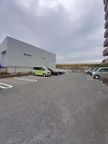 セントレジデンスの駐車場|駐車場があります