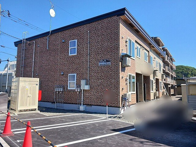 ラリュールⅡの駐車場|駐車スペースもあります