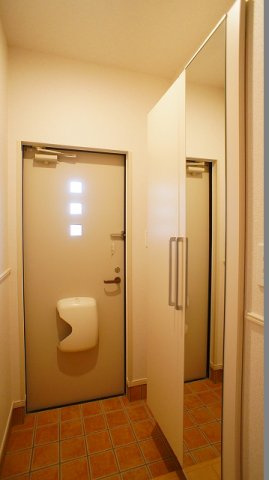 ヴァンヴェールの玄関|落ち着いた玄関です