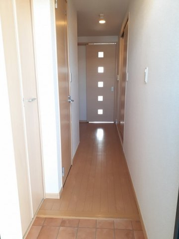ボヌールの玄関|明るい玄関です