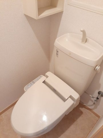 ボヌールのトイレ|ゆったりとした空間のトイレです