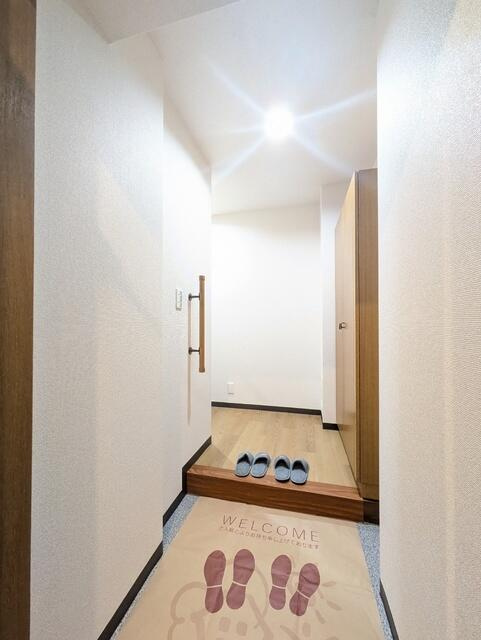 アーバンコート白山(アーバンコートハクサン)の玄関