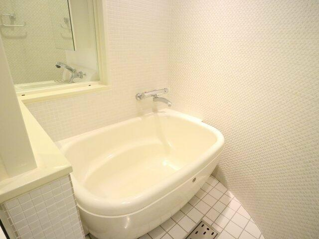 プラウドフラット新宿御苑の浴室