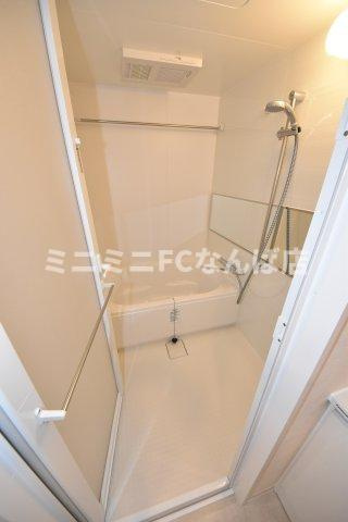 スプランディッド堀江の浴室